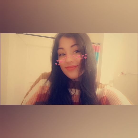 Meet your Posher, Stephanie - Picture 1 of 1